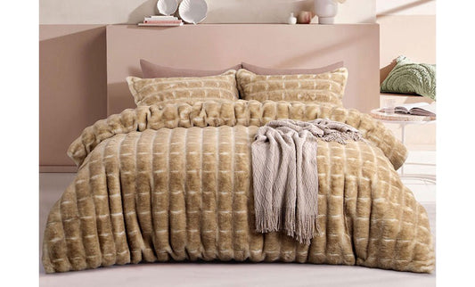 Double fur winter comforter set, 3 pieces - 1624