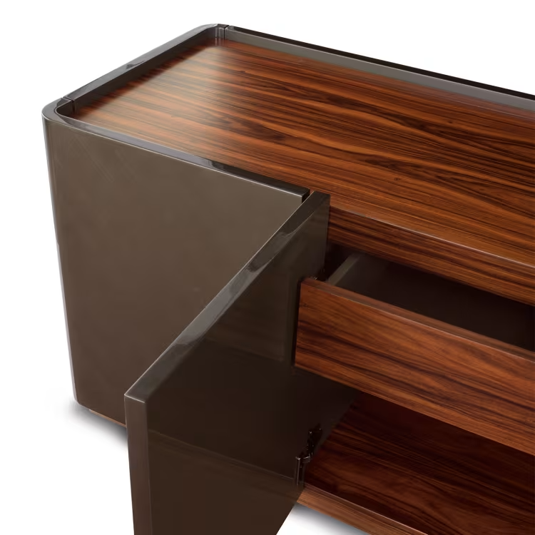 Mosquito sideboard